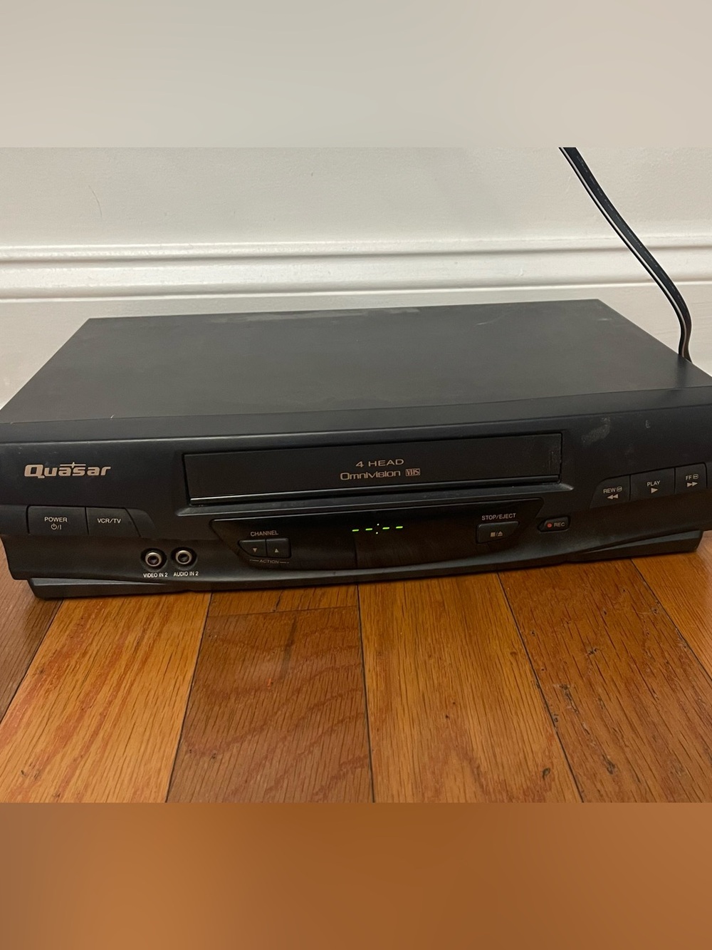 Quasar VHQ-40M Omnivision 4-Head VHS player, a vintage video cassette recorder